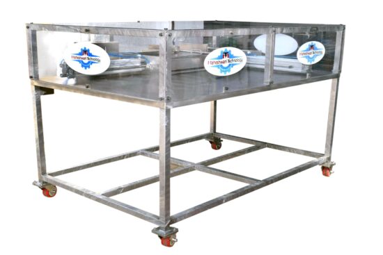 Paneer cutting machine with changeover blade